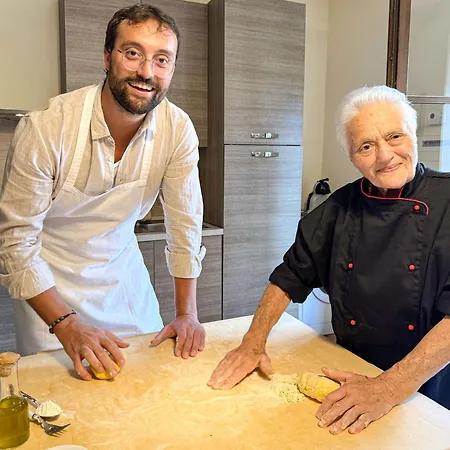 Daire Claudia Toscana - Melograno -10 Min Da Siena *